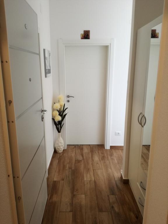 Apartment Victoria Dobra Voda Eksteriør bilde