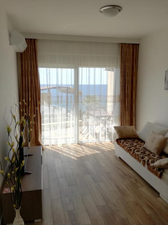Apartment Victoria Dobra Voda Eksteriør bilde